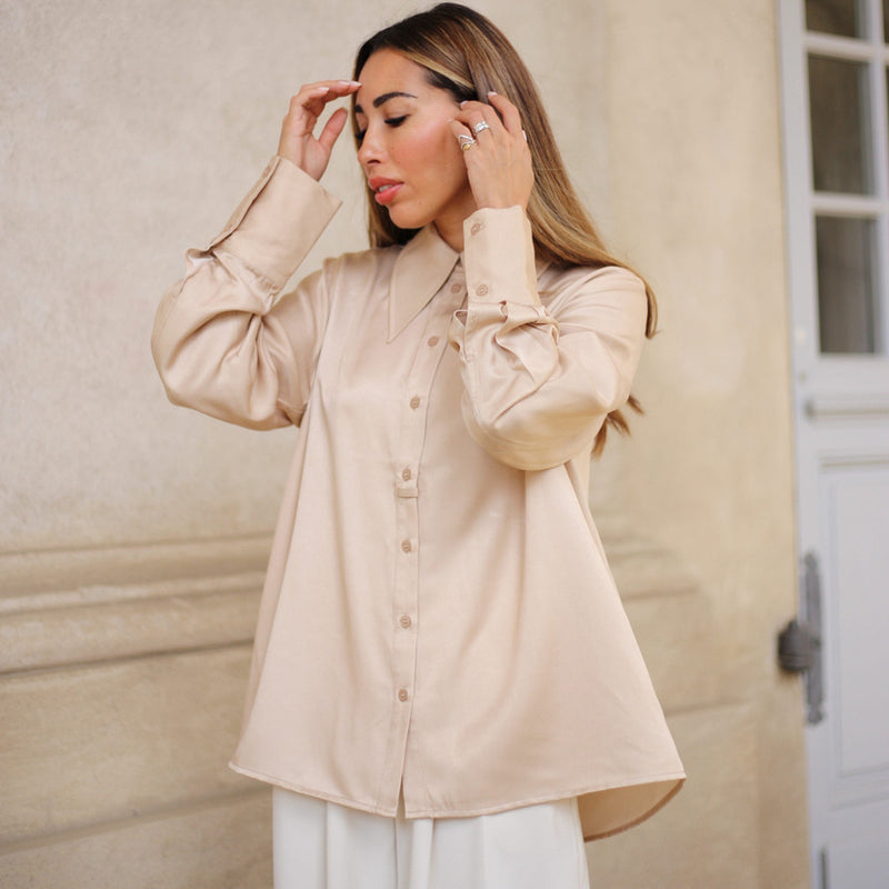 DEPECHE, Stilfuld og komfortabel skjorte, til kvinder