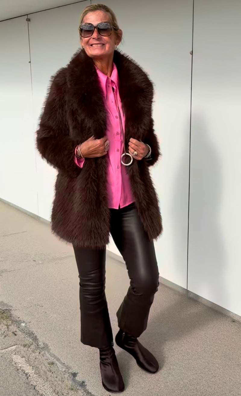 DEPECHE, Stilfuld og komfortabel skjorte, til kvinder