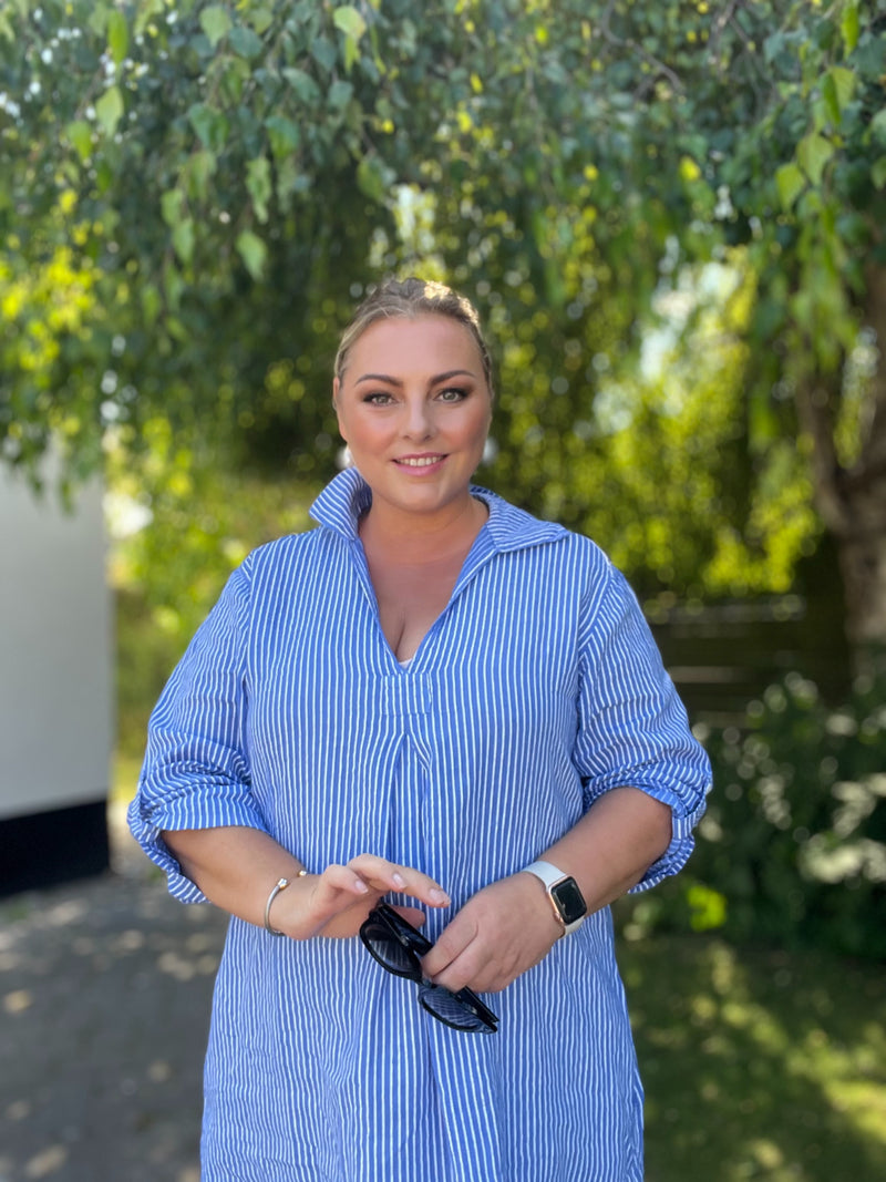 Cabana Living, flot stribet kjole findes i flere farver