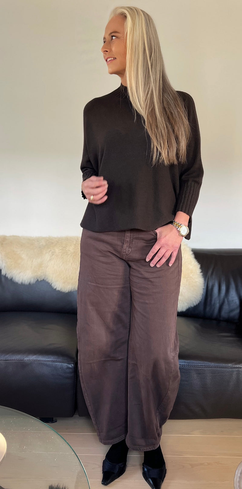 DNY CPH, Flot højhalset findes i Mørkebrun, Taupe og sort, Liv Turtle Big knit, til kvinder