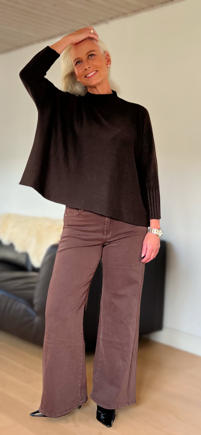 DNY CPH, Flot højhalset findes i Mørkebrun, Taupe og sort, Liv Turtle Big knit, til kvinder