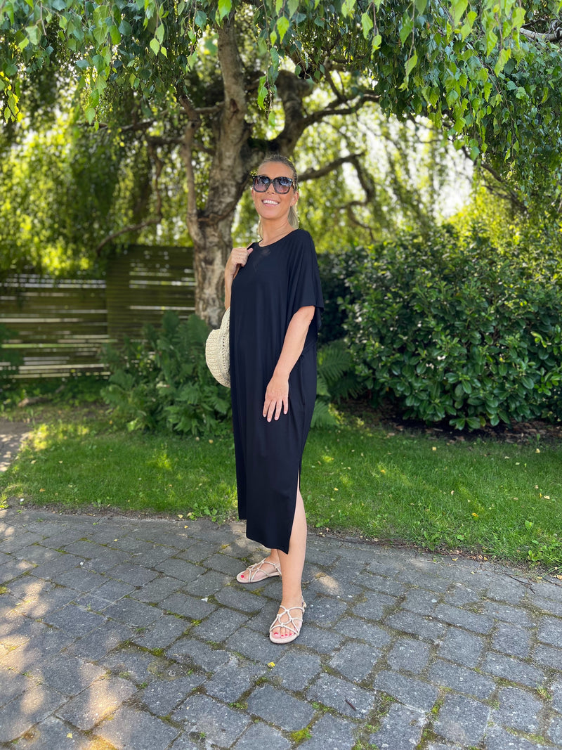 DeluxByWoman, Premium kvalitet, Luksus t-shirt kjole i silkeblød bambus viskose, til kvinder