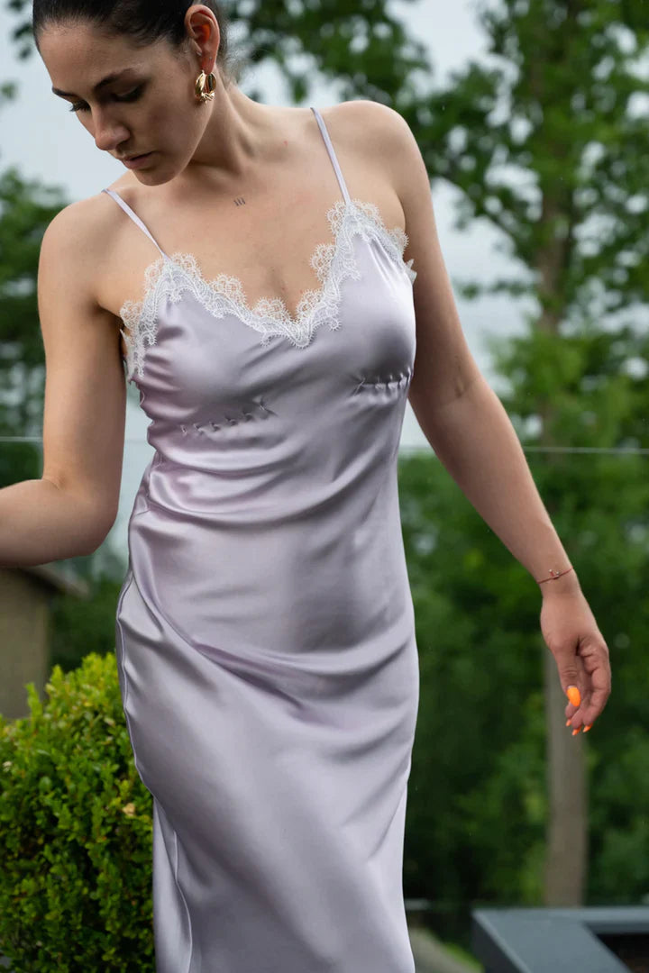 Sasha La Mer, Elisabeth Silk Slip Dress i SORT, i ren silke, findes i mange farver, til kvinder