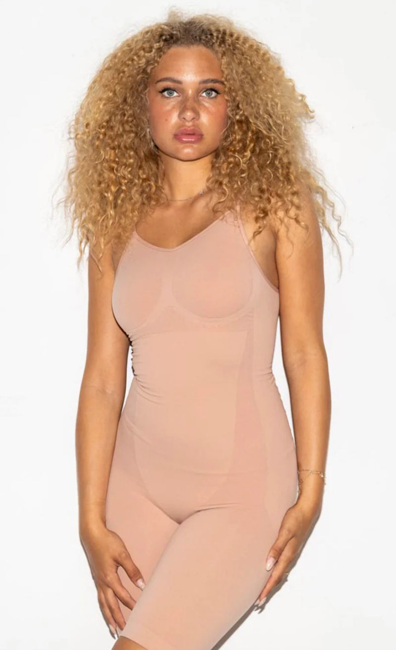 LYKKELAND ateliér, Contour Shapewear Bodysuit - Tan, sort, brun, til kvinder