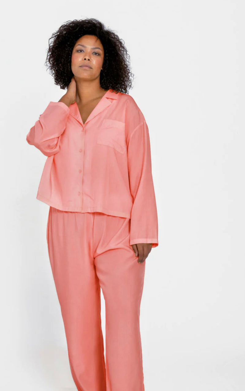 LYKKELAND ATELIÉR, Sleep pyjamas buks, Loungewear, findes i flere farver, til kvinder